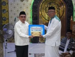 Tim Safari Ramadhan; Pemkab Majene Sambangi, Tiga Masjid Pamboang